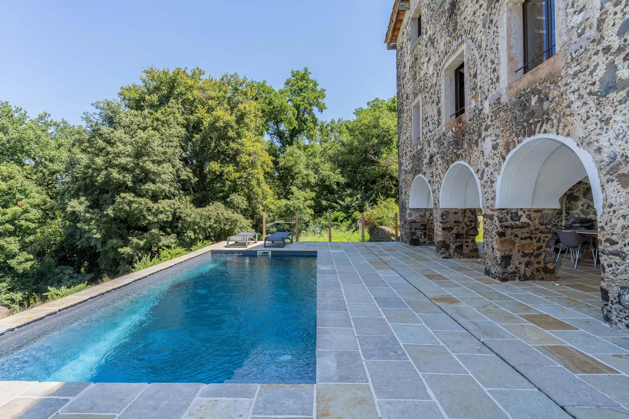 living - Casa rural de 685m² en venta en La Garrotxa, Girona - gallery - 5