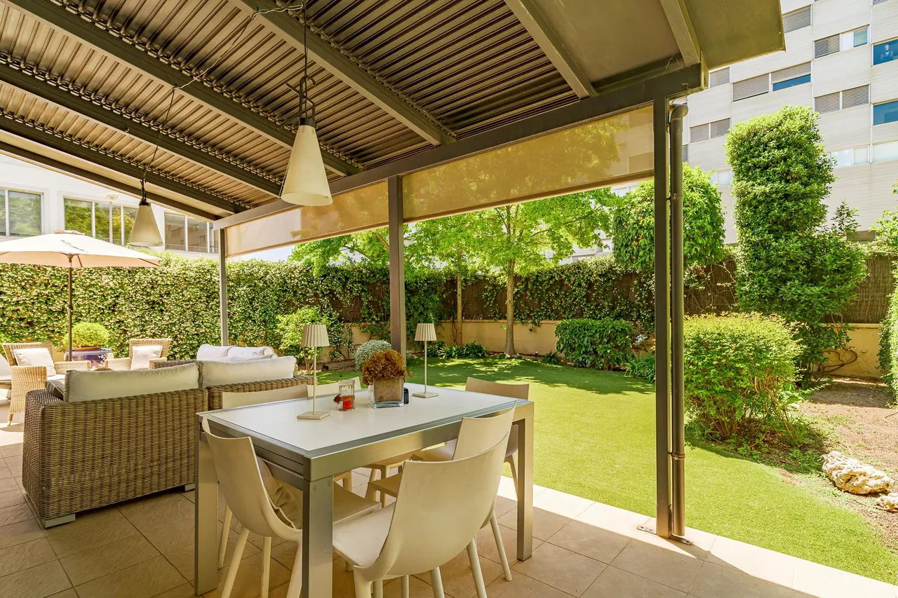 living - 198m² apartment with 222m² terrace for sale in Sant Gervasi - La Bonanova - gallery - 4