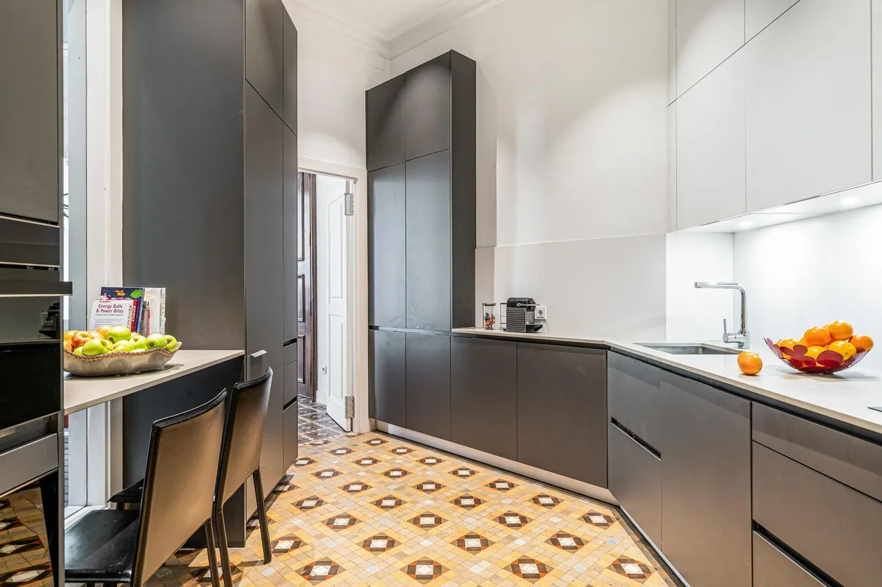 living - Piso de 222m² con 48m² terraza en venta en Eixample Derecho - gallery - 4