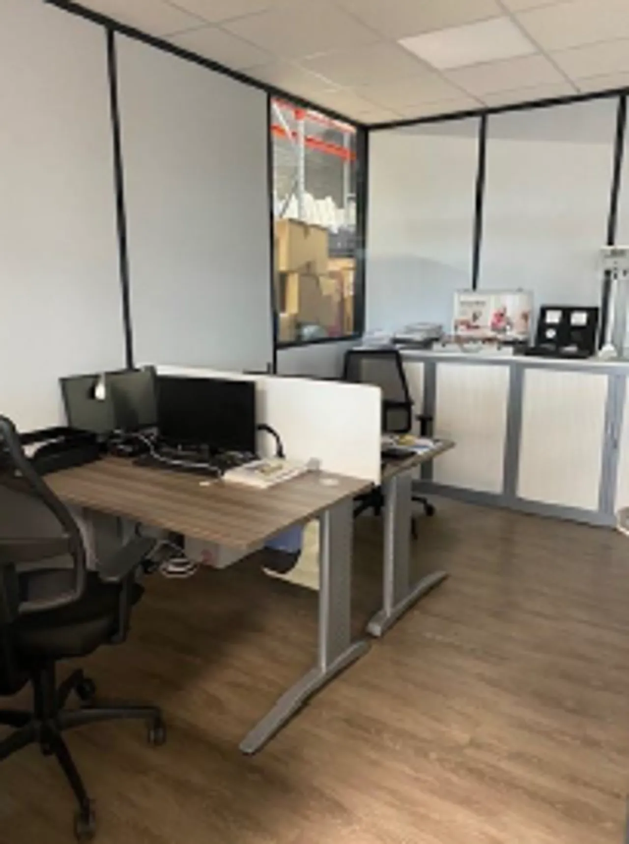 logistics - Entrepôt / Bureaux À Louer - gallery - 4