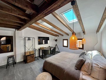 living - 35m² loft for sale in Palma de Mallorca, Balearic Islands - featured