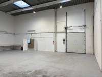 logistics - Light Industrial Premises / Offices For Rent - gallery thumbnail - 9