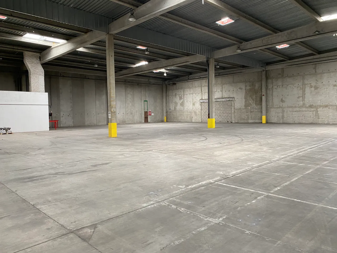 logistics - Entrepôt Logistique À Louer - gallery - 7