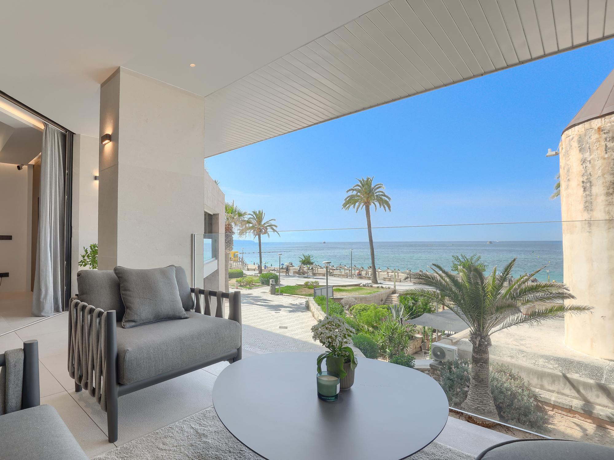 living - 212m² apartment with 10m² terrace for sale in Palma de Mallorca - gallery thumbnail - 4