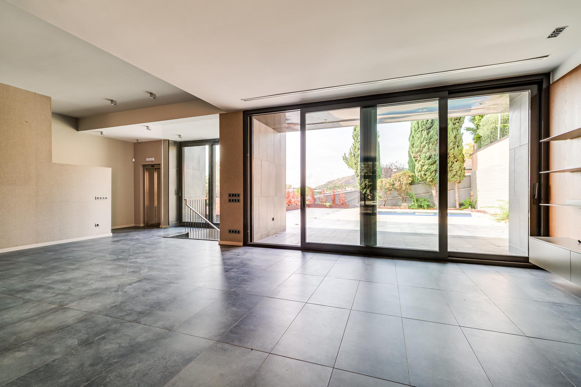 living - 464m² house / villa with 400m² garden for sale in Sant Gervasi - La Bonanova - gallery thumbnail - 9