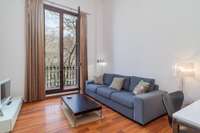 living - Piso de 64m² en venta en El Born, Barcelona - gallery thumbnail - 4