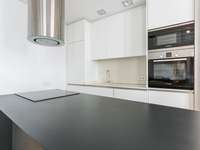 living - Piso de 101m² en venta en El Raval, Barcelona - gallery thumbnail - 8