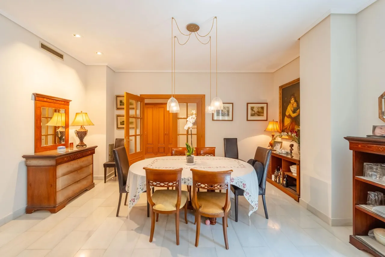 living - Piso de 288m² en venta en Sant Francesc, Valencia - gallery - 3