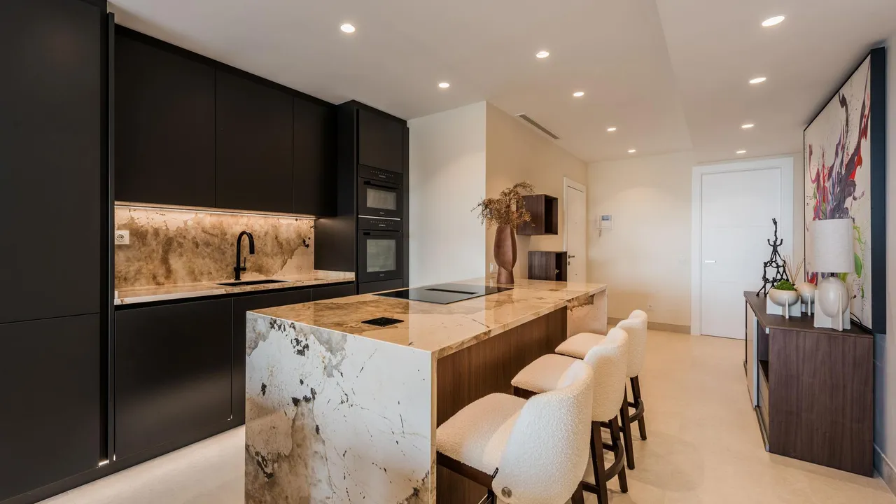 living - Piso de 134m² con 20m² terraza en venta en New Golden Mile - gallery - 8
