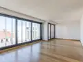 living - Piso de 229m² en venta en Almagro, Madrid - gallery thumbnail - 3