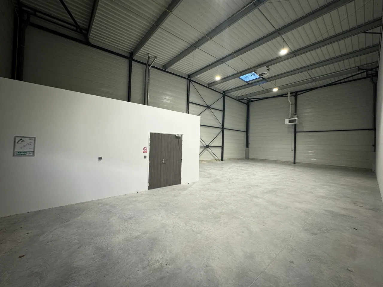 logistics - Activités / Bureaux À Louer - gallery - 5