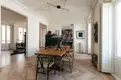 living - Piso de 238m² en venta en Jerónimos, Madrid - gallery thumbnail - 10