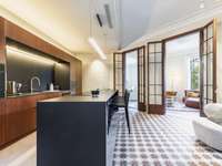 living - Piso de 189m² con 7m² terraza en venta en Eixample Derecho - gallery thumbnail - 2
