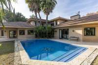 living - 600 m² house for sale in Terramar, Barcelona - gallery thumbnail - 10