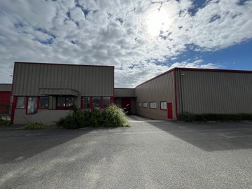 logistics - Light Industrial Premises / Offices For Rent - featured