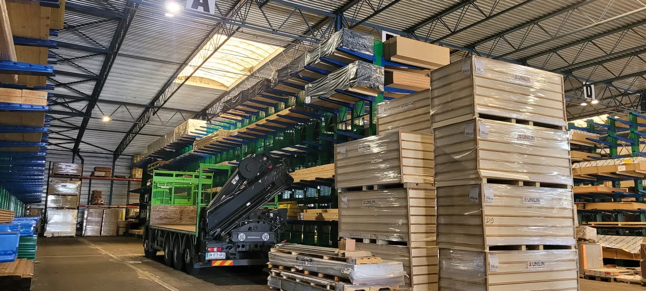 logistics - Warehouse / Offices For Rent - gallery - 5