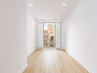 living - Piso de 80m² en venta en Eixample Izquierdo, Barcelona - gallery thumbnail - 5