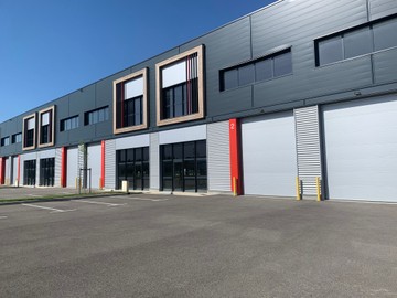 logistics - Activités / Bureaux À Louer - featured