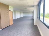 logistics - Activités / Bureaux À Louer - gallery thumbnail - 9