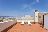 living - Ático de 103m² con 40m² terraza en venta en Barceloneta - gallery thumbnail - 8
