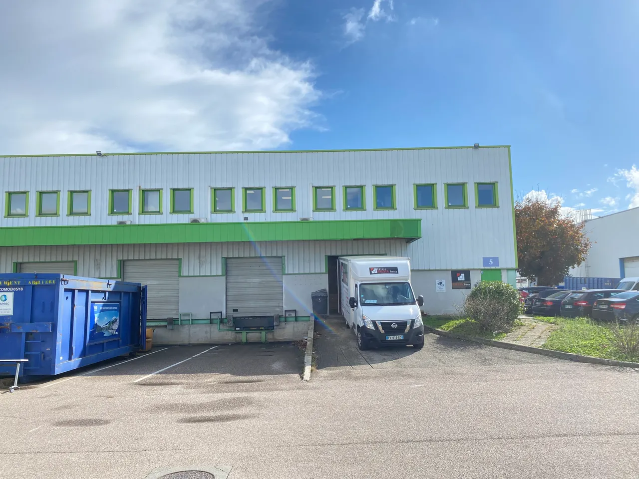 logistics - Light Industrial Premises / Offices For Rent - gallery - 3