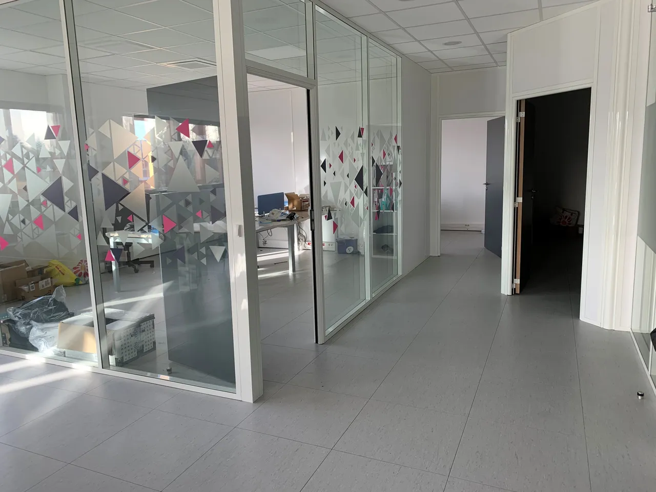 logistics - Activités / Bureaux À Louer - gallery - 8
