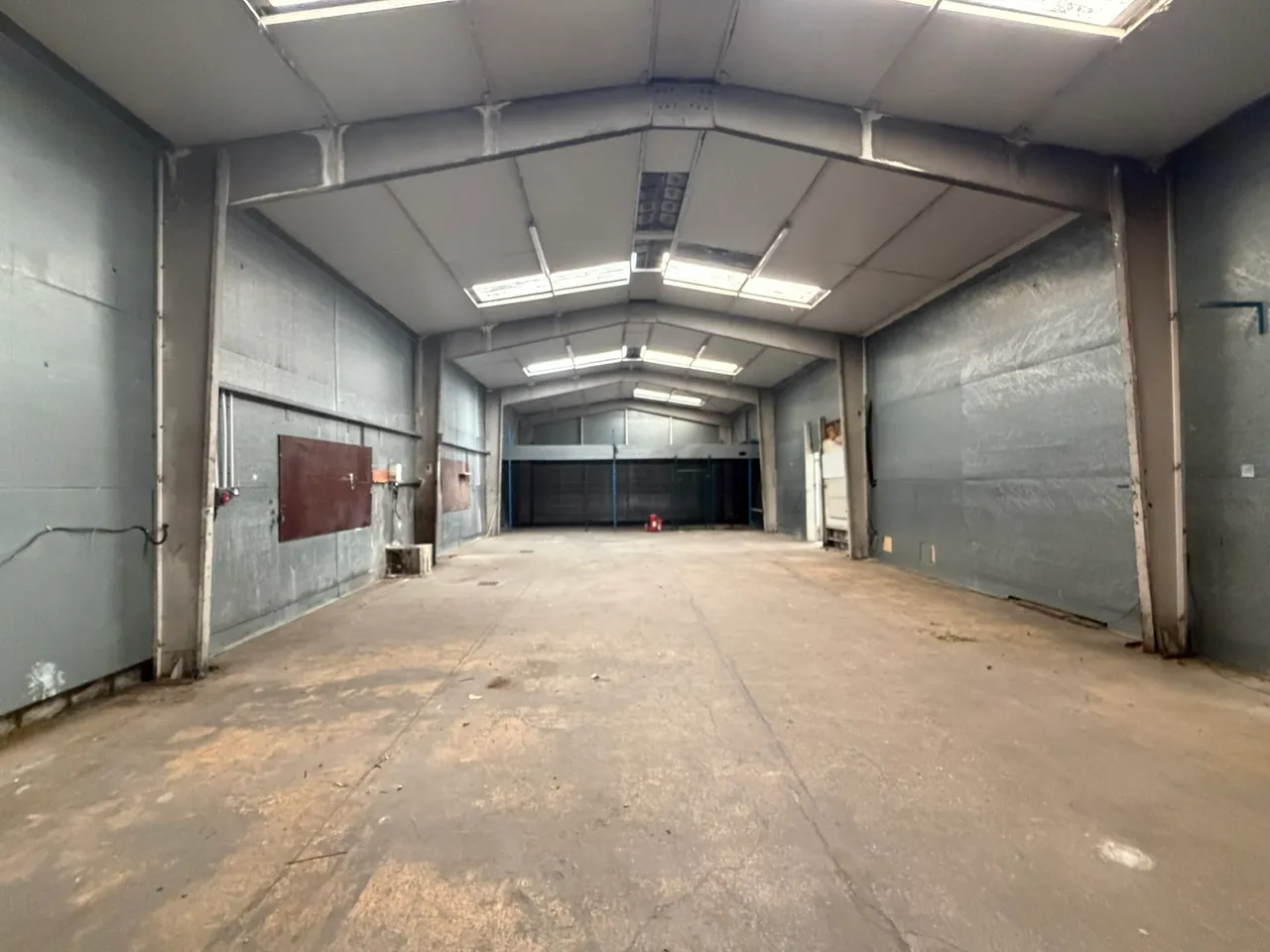 logistics - Local d’activités À Vendre - gallery - 5