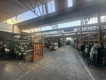 logistics - Entrepôt À Louer - featured