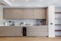living - Piso de 120m² con 11m² terraza en venta en Arapiles, Madrid - gallery thumbnail - 7