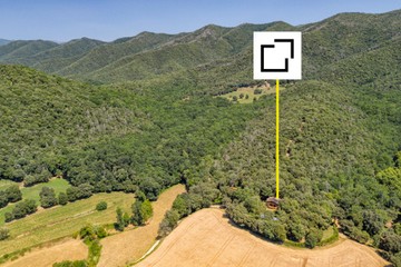 living - 454m² country house for sale in La Garrotxa, Girona - featured