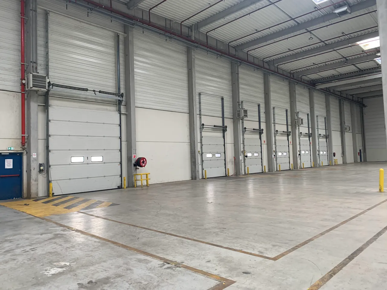logistics - Entrepôt Logistique À Louer - gallery - 3