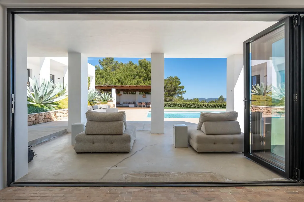 living - 543m² house / villa for sale in San José, Balearic Islands - gallery - 3