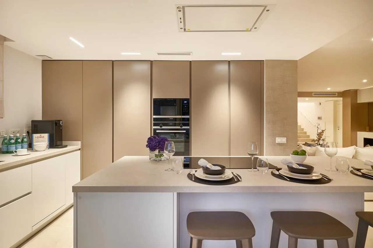 living - GoldenMile LDR Edificios, Milla de Oro, Costa del Sol - gallery - 8