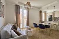 living - Piso de 91m² en alquiler en Malasaña, Madrid - gallery thumbnail - 1