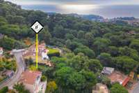 living - 728m² plot for sale in Lloret de Mar, Costa Brava - gallery thumbnail - 3