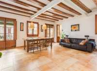 living - Piso de 190m² en venta en Gótico, Barcelona - gallery thumbnail - 1