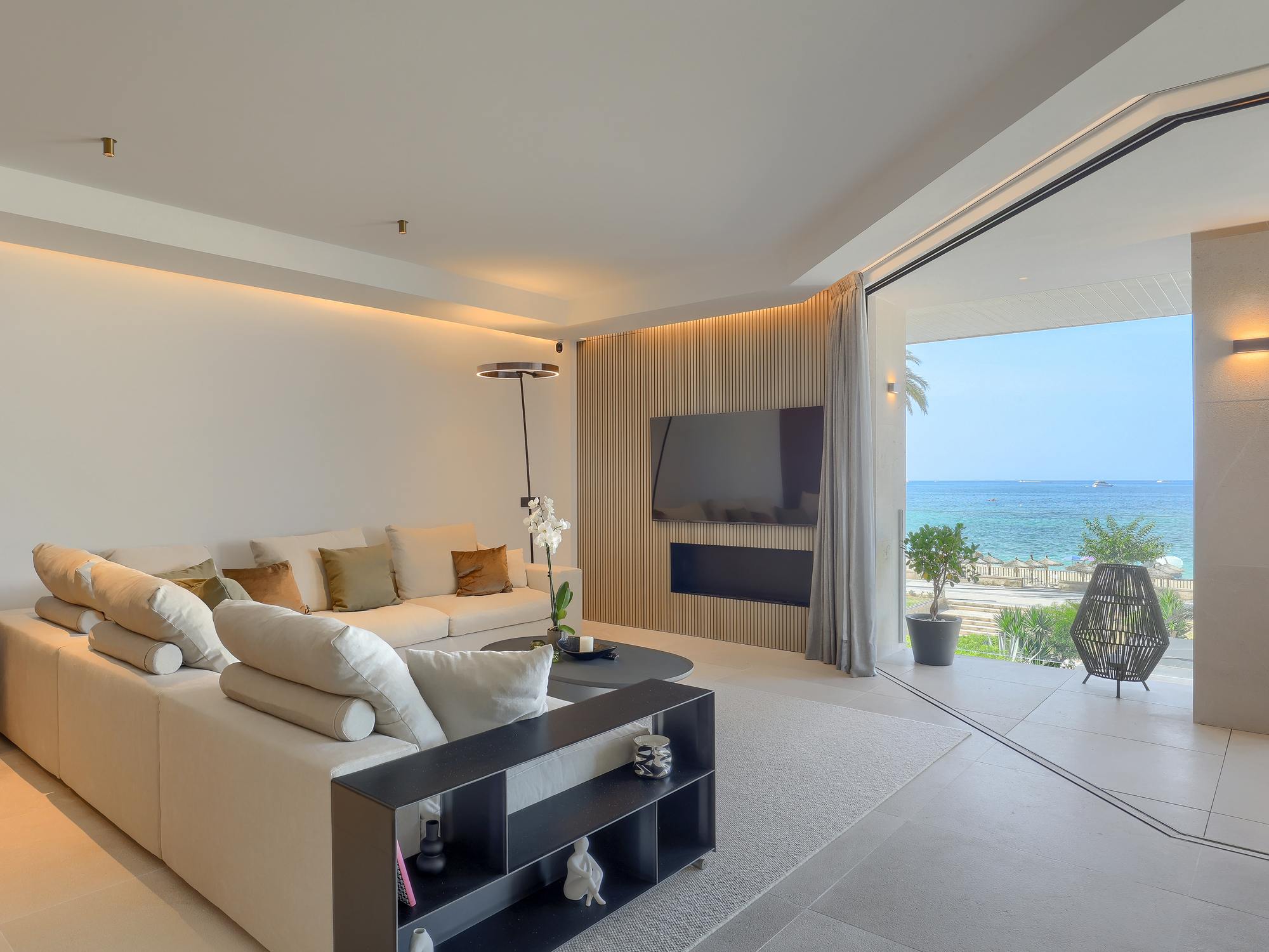 living - Piso de 212m² con 10m² terraza en venta en Palma de Mallorca - gallery thumbnail - 3