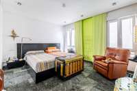 living - 143m² penthouse for sale in Ríos Rosas, Madrid - gallery thumbnail - 1