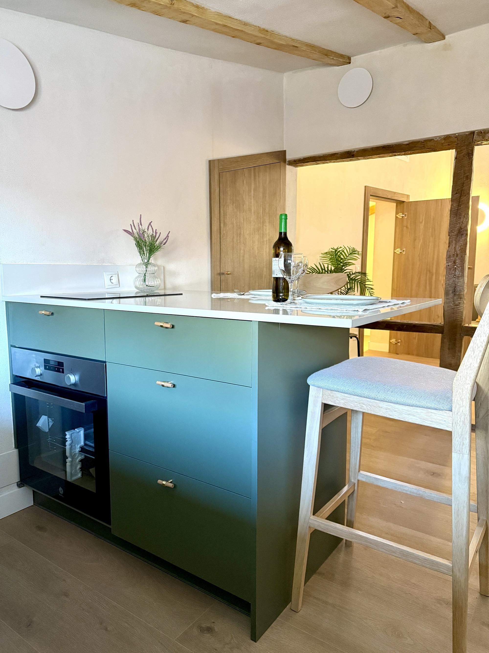 living - Piso de 64m² en venta en Cortes / Huertas, Madrid - gallery thumbnail - 5