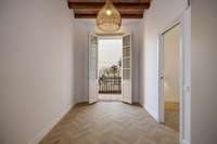 living - Piso de 78m² con 41m² terraza en venta en Gràcia, Barcelona - gallery thumbnail - 1