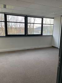 logistics - Mixte Activités / Bureaux À Louer - gallery thumbnail - 5
