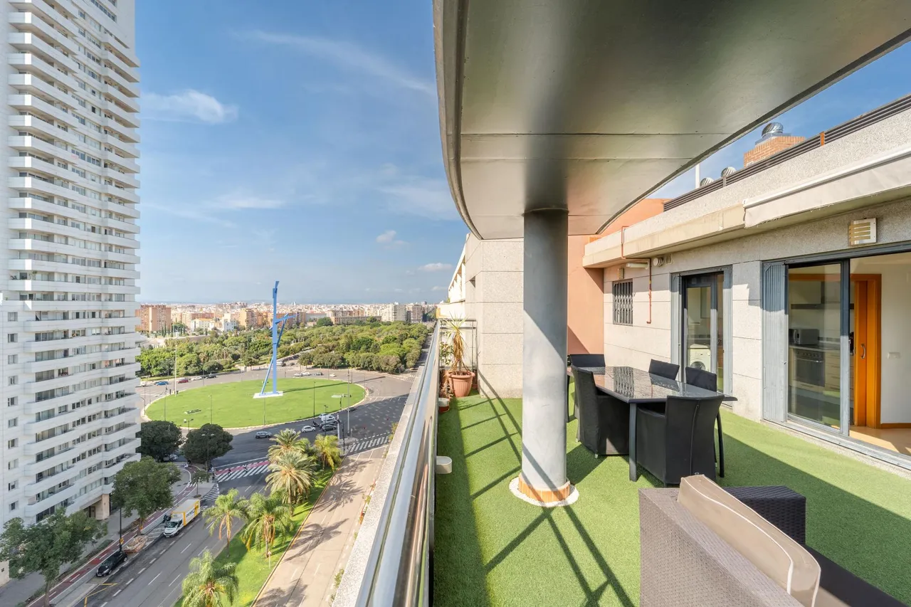living - Ático de 100m² con 65m² terraza en venta en Ciudad de las Ciencias - gallery - 2