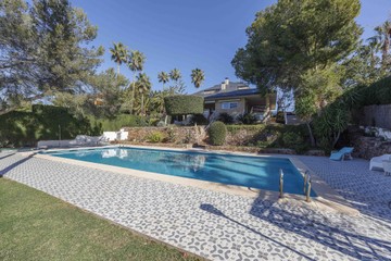 living - 558m² house / villa for sale in Alfinach, Valencia - featured