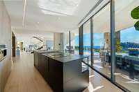 living - Casa / villa de 715m² con 800m² de jardín en venta en Madroñal - gallery thumbnail - 9