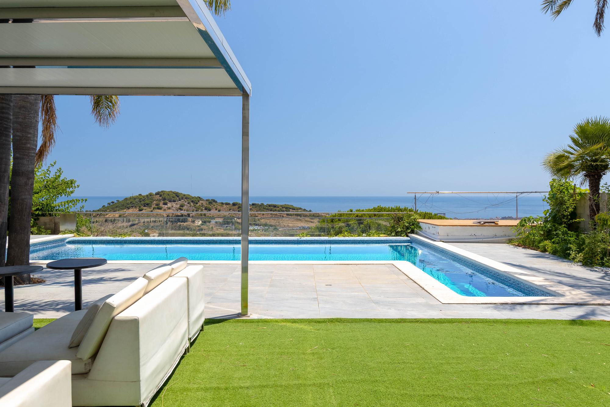 living - Casa / villa de 710m² en venta en Tiana, Barcelona - gallery - 3