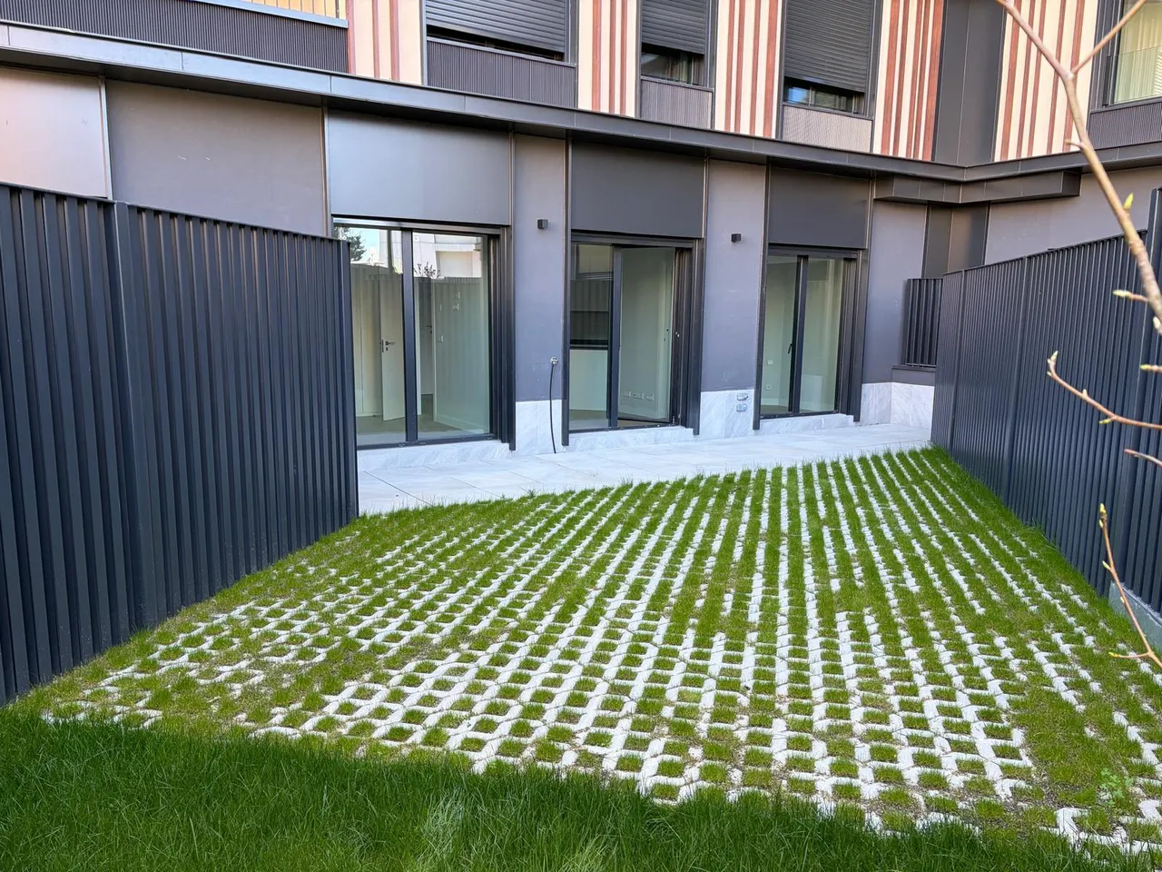living - 70m² apartment for rent in Arturo Soria, Madrid - gallery - 5