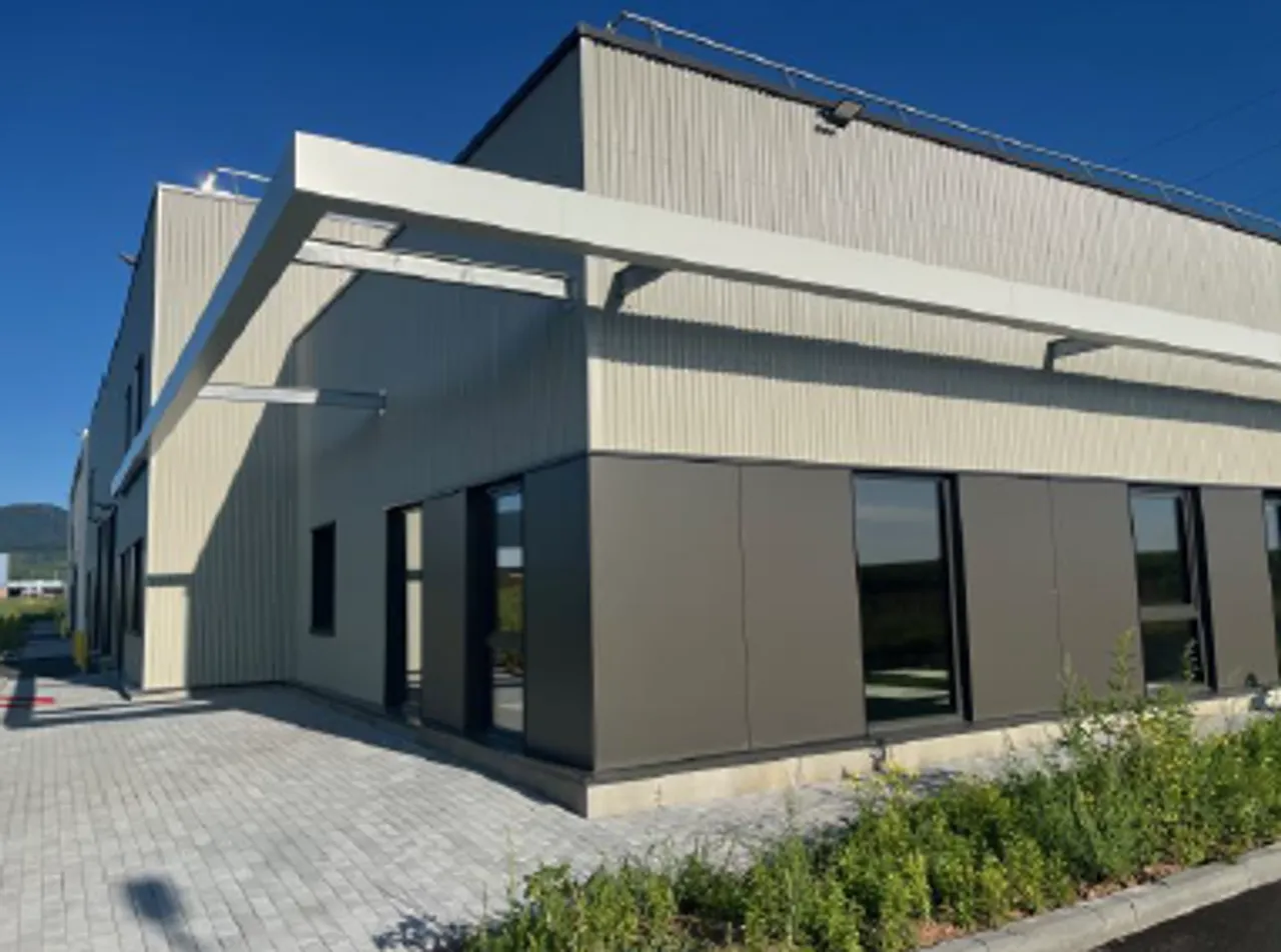 logistics - Light Industrial Premises / Offices For Rent - For Sale - gallery - 2