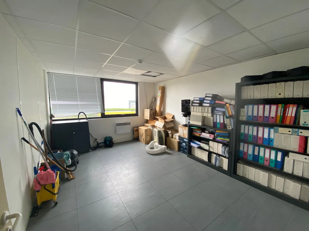 logistics - Light Industrial Premises / Offices For Rent - gallery - 7