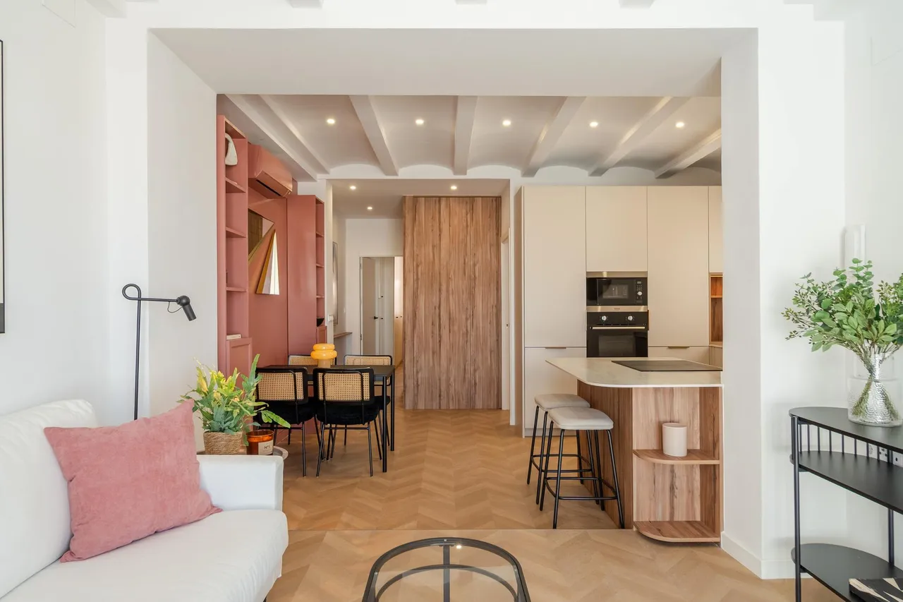 living - Ático de 60m² con 15m² terraza en alquiler en Extramurs - gallery - 9