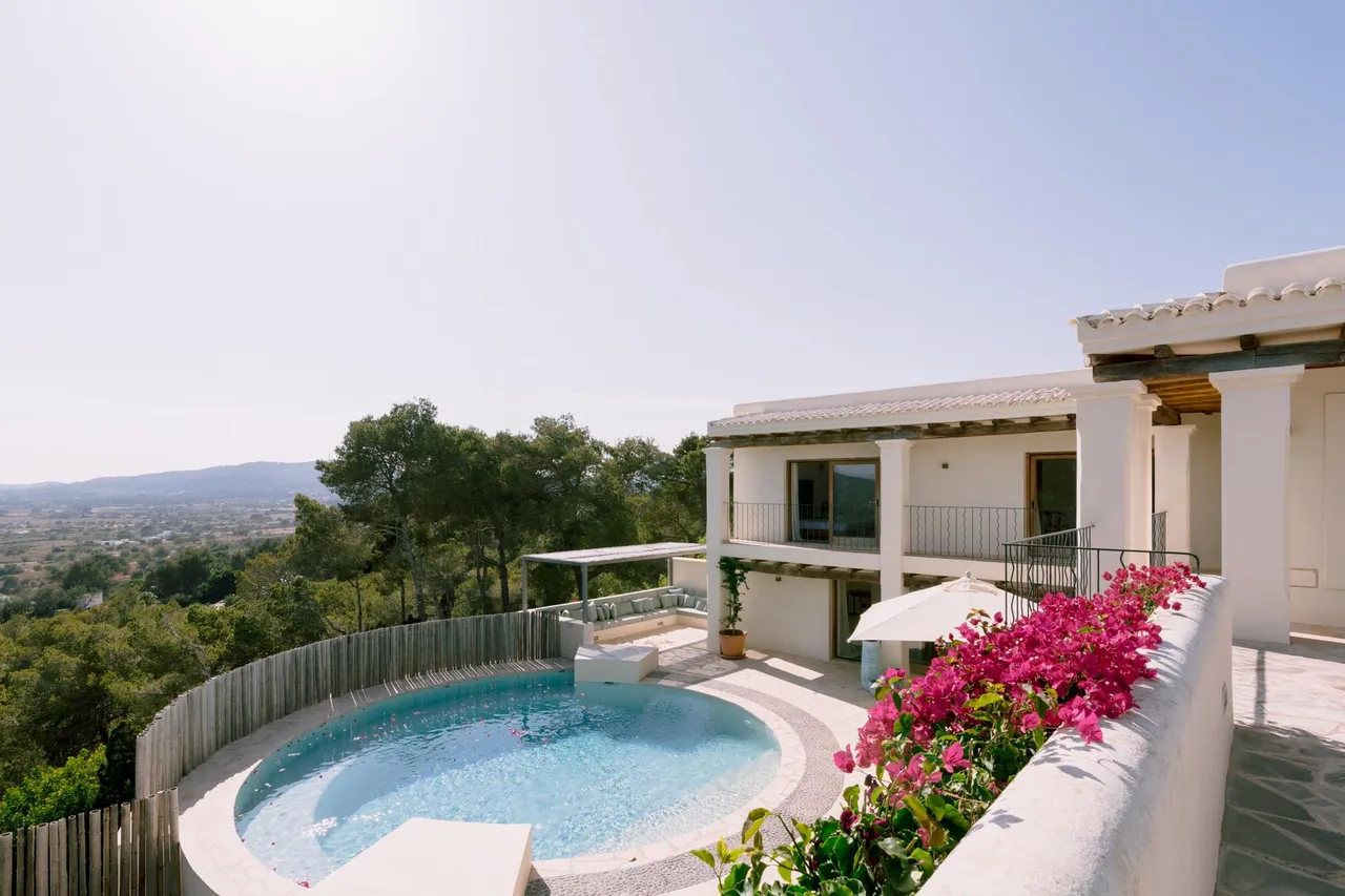 living - 1,154m² house / villa for sale in Santa Eulalia - gallery - 5